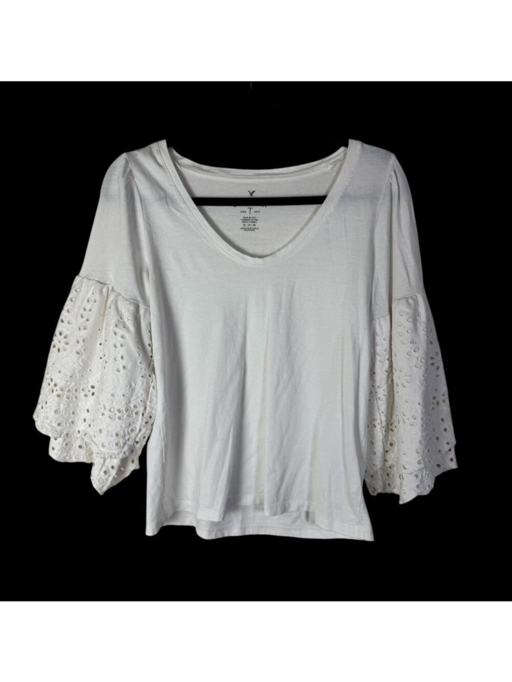 Soft & Sexy White Bell Sleeve Top Eyelet American Eagle Size Medium Boho Cottage